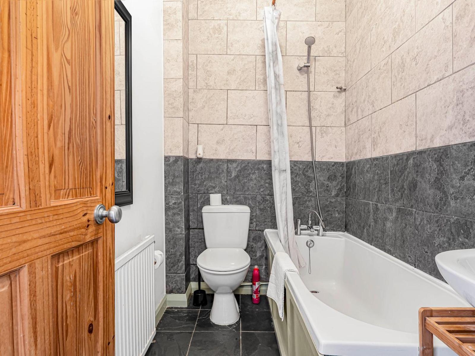Bright & Cozy East 1-bed Flat With Garden