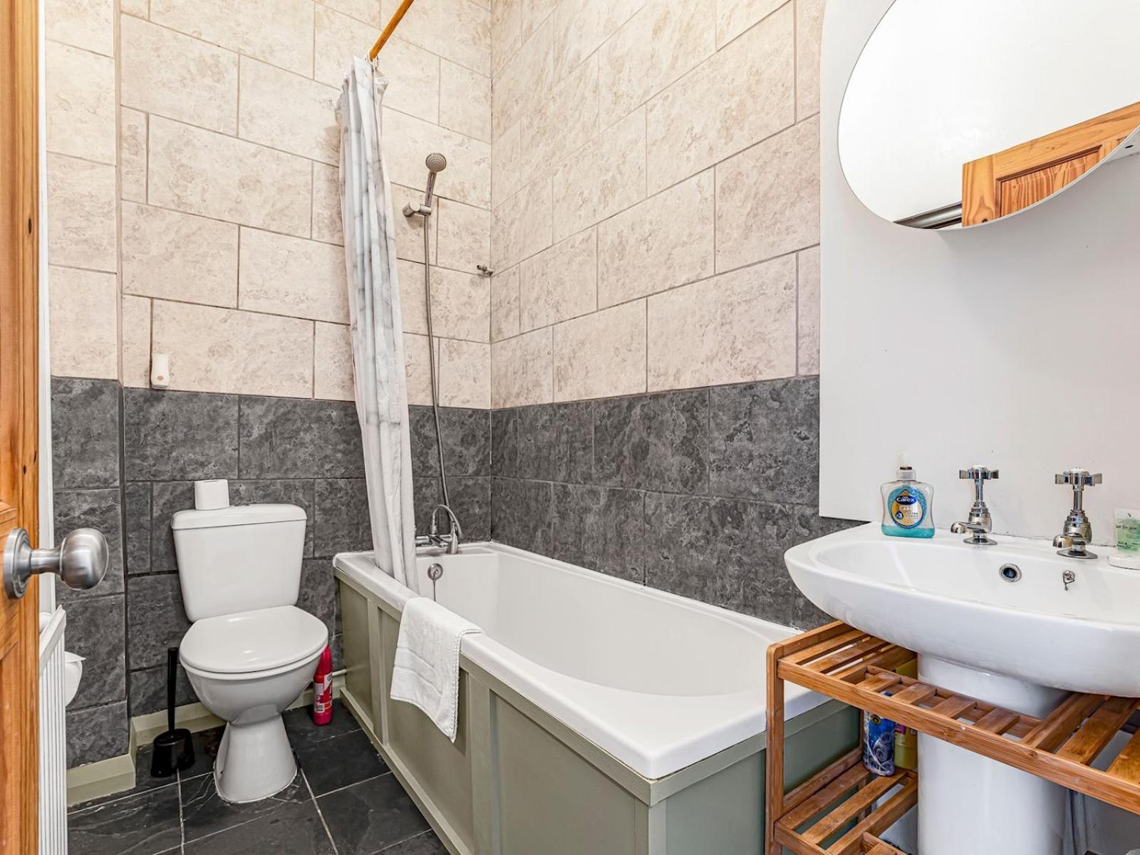 Bright & Cozy East 1-bed Flat With Garden Appartamento Londra